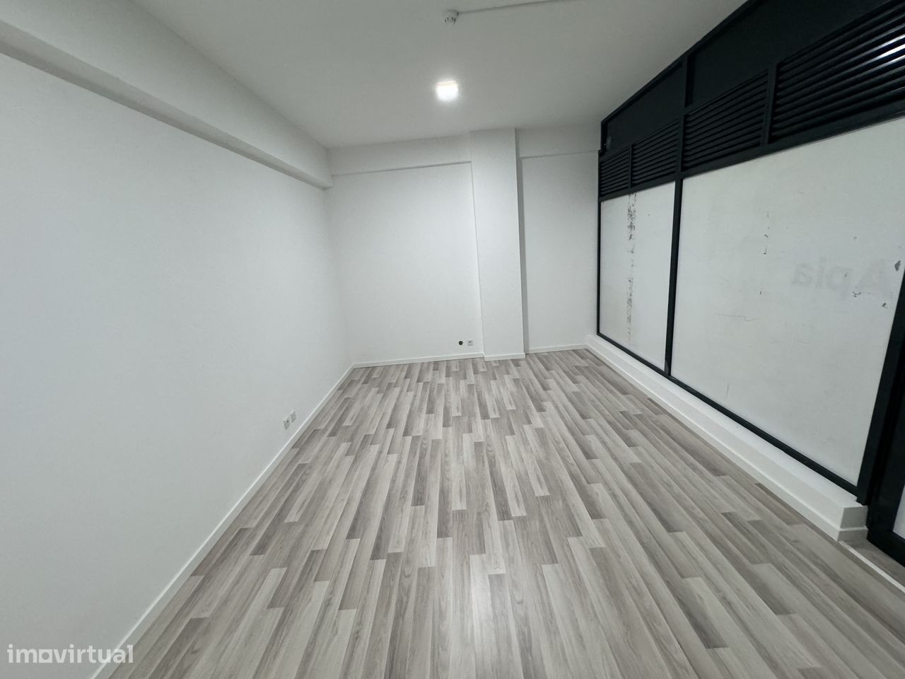 Loja/Escritório - Edifício Carvalhido, Amarante