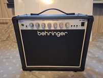 Behringer HA-20R Combo gitarowe 20W