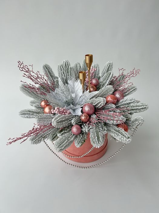 Новорічний декор, новорічна композиція