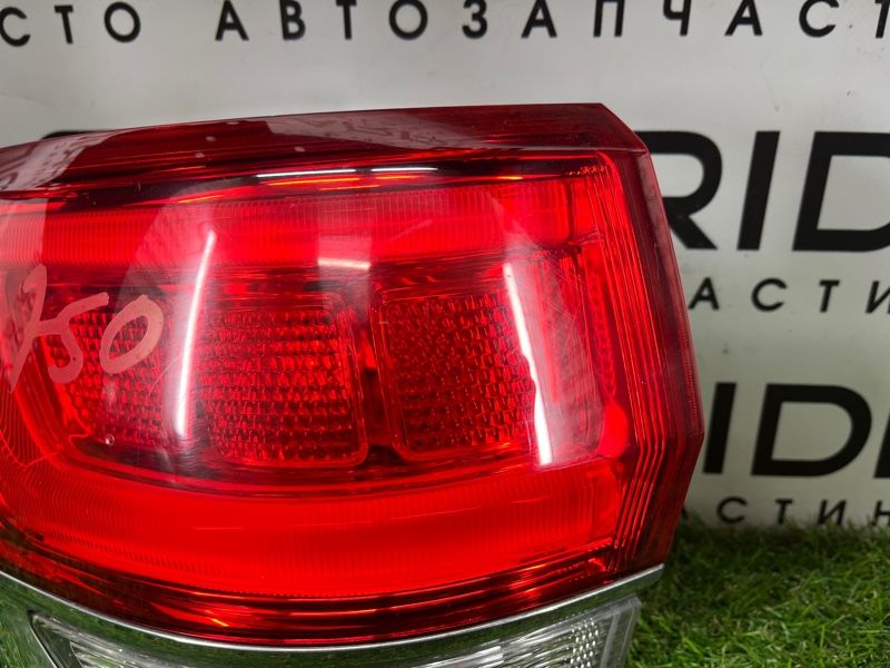 Задний фонарь левый Jeep Grand Cherokee WK2 3.0 Diesel EXF 2014