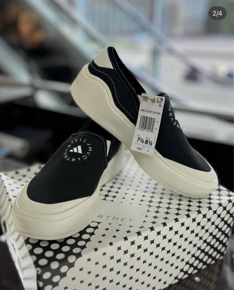 Adidas  aSMC court slip on ,оригінал , розпродаж !
