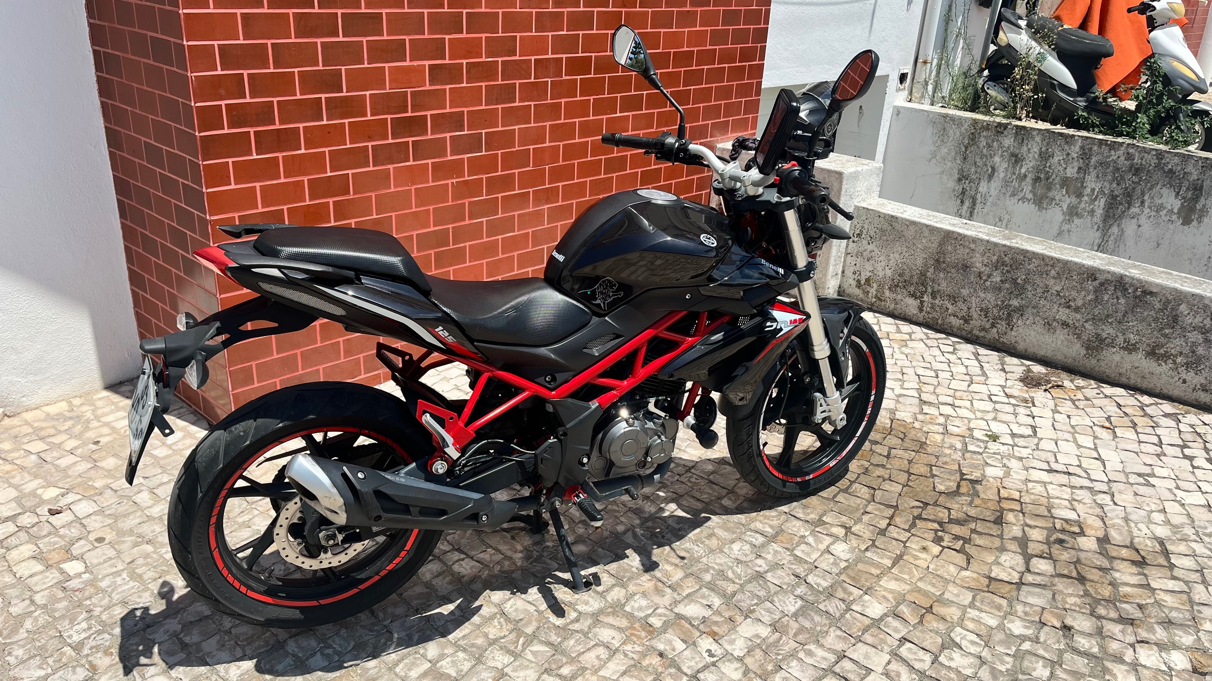 Benelli 125bn 2018