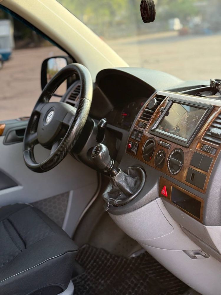 Volkswagen T5 2.5 Пасажир