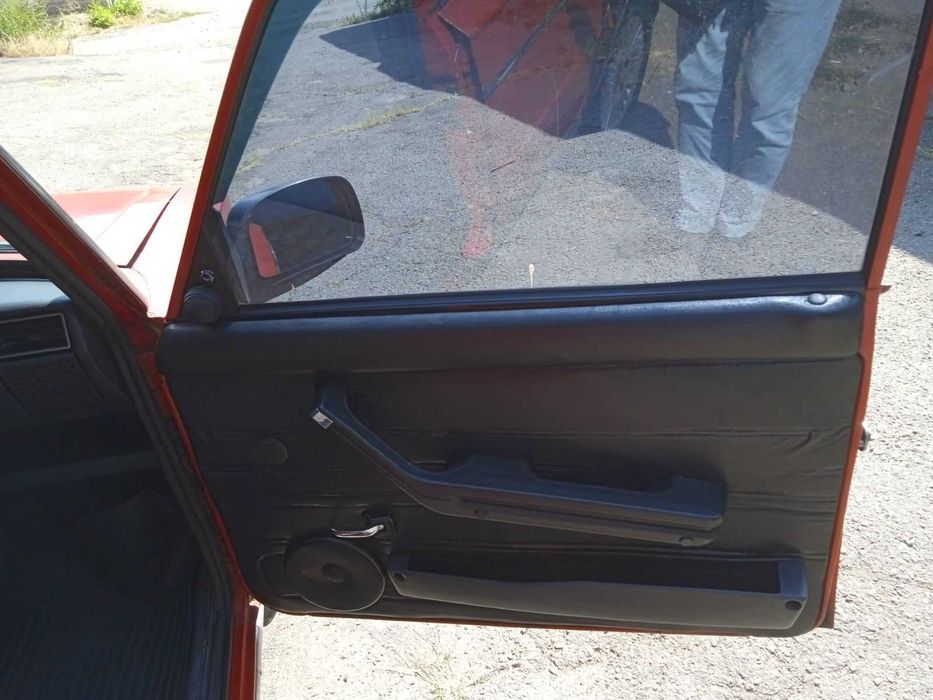 ВАЗ 2103 імпортний варіант підвищеної комфортності