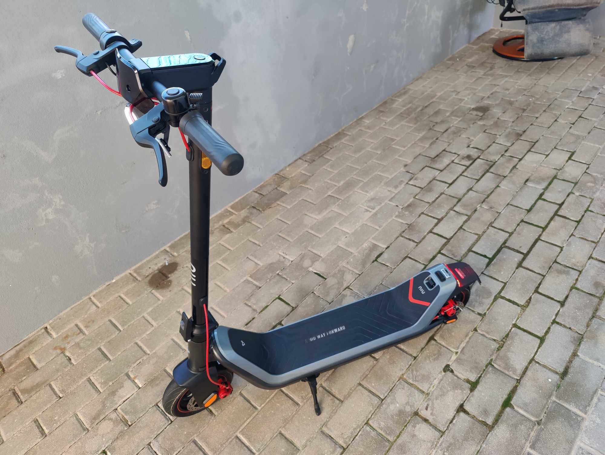 Trotinete elétrica Niu KQI3 MAX