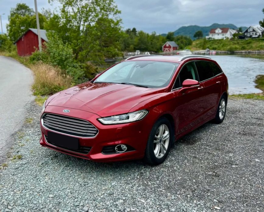 Ford Mondeo      2015