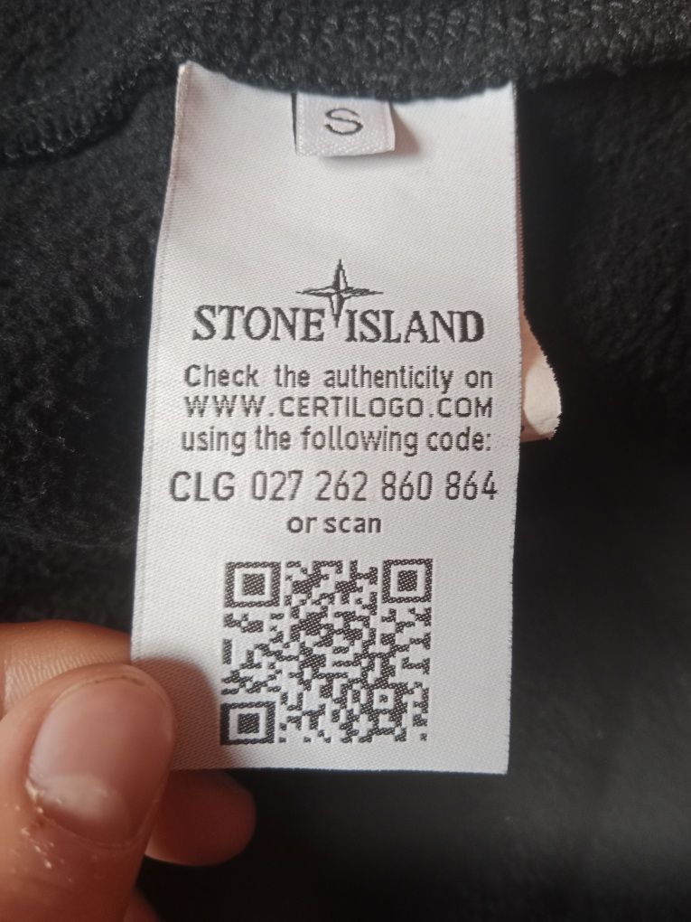 Зіпка Stone island