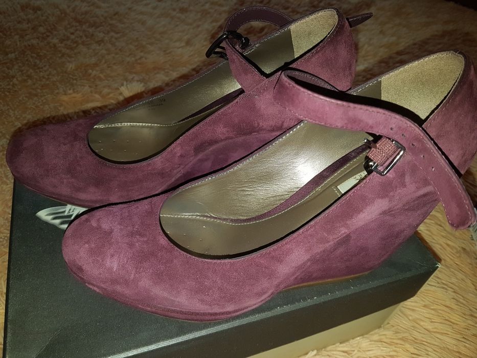 Жіночі туфлі на танкетці 39 р. GEOX