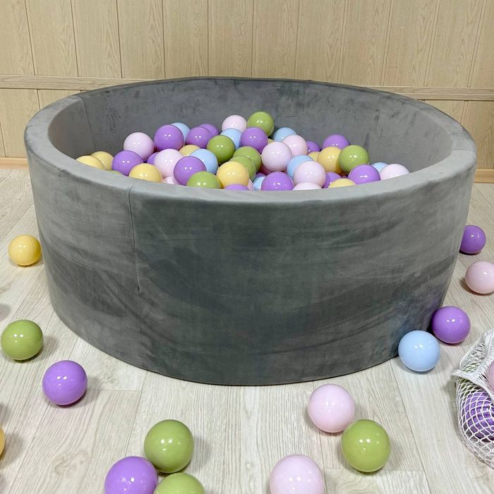 Сухий басейн для дітей із шикарного плюш-велюру з кульками та без.