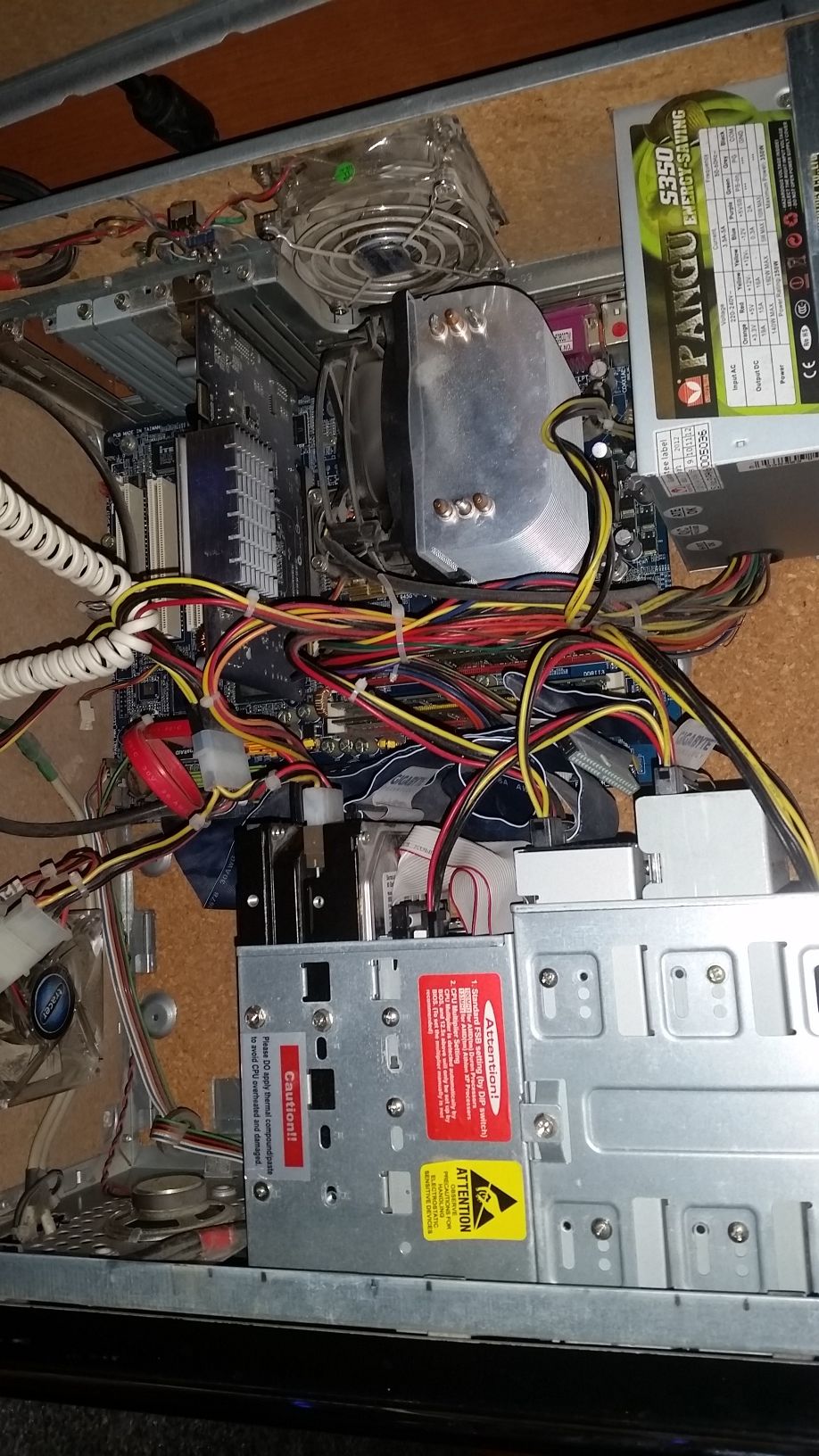 Komputer PC stacjonarny