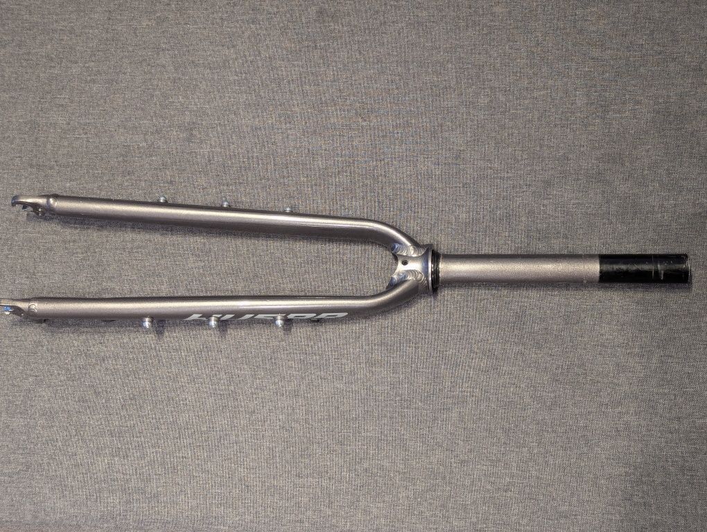 Widelec sztywny gravel, szosa, aluminium