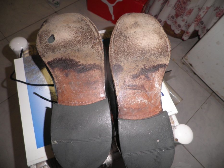 Sapatos de homem de pele escolha ja os seus