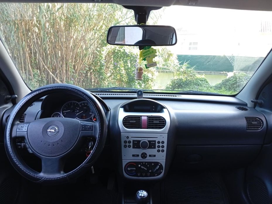 Opel corsa 1.3cdti 2005