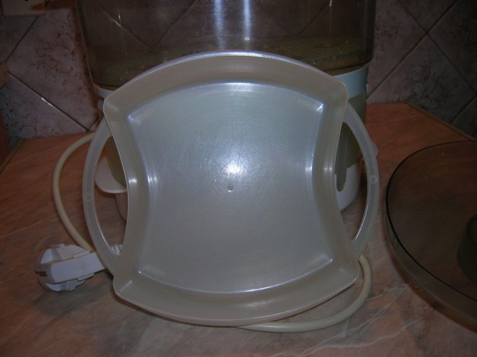 Пароварка ультракомпакт ТЕФАЛЬ VC 1001 с чашей для варки риса