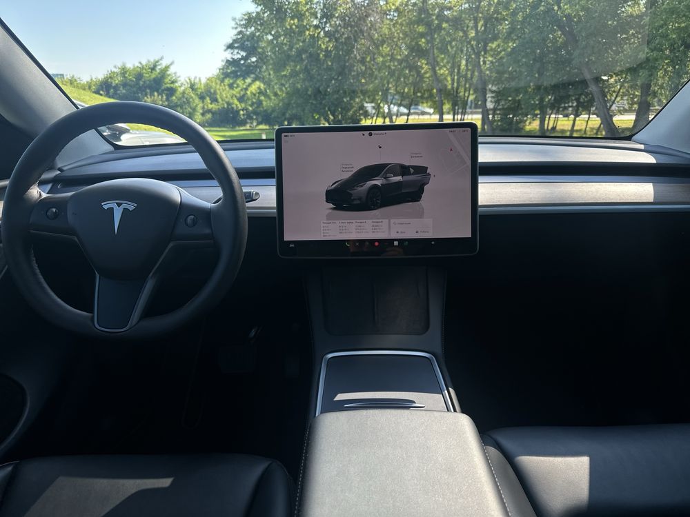 Tesla model Y 2023 Long Range Dual Motor