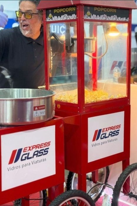 Carrinhos Pipocas/Algodão doce c/ Arte.
Eventos.
-Activacao me marcas.