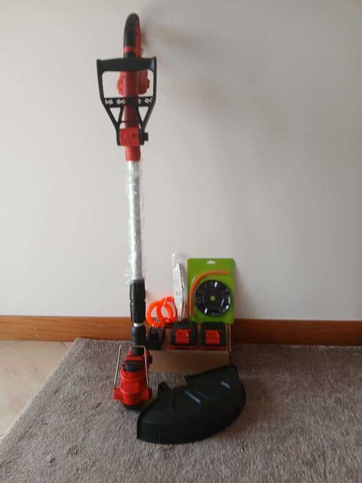 Roçadora com 2 Baterias | BAMSE | 8500 RPM | Pega | Tubo Telescópico