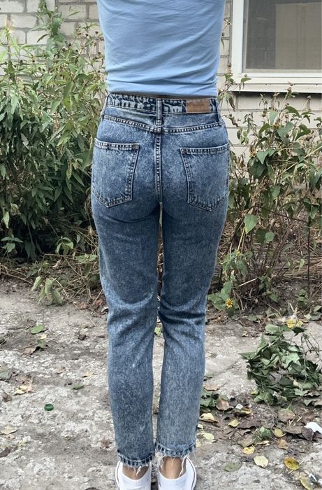 Джинси mom stradivarius