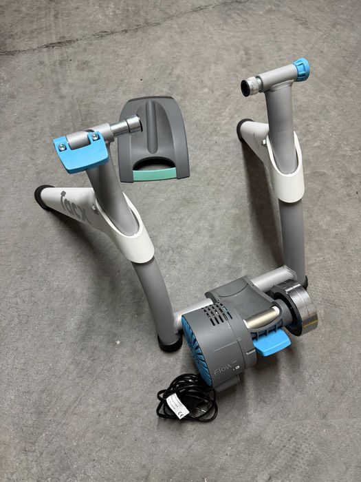 Rolo de Treino Bicicleta TACX Flow Smart T2240