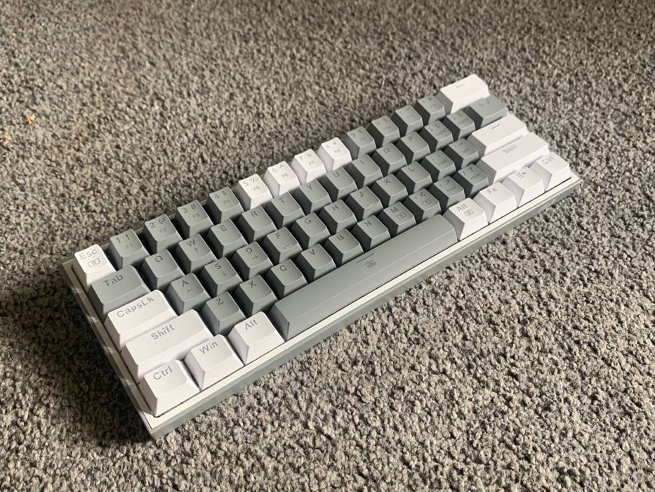 Продам срочно б/у клавіатура Redragon Fizz K617 Gray/White
