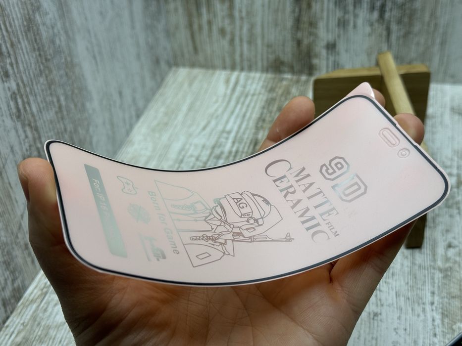 Гибкое стекло Matt Ceramics на iPhone 16 Pro Max / 16 Pro/ 16