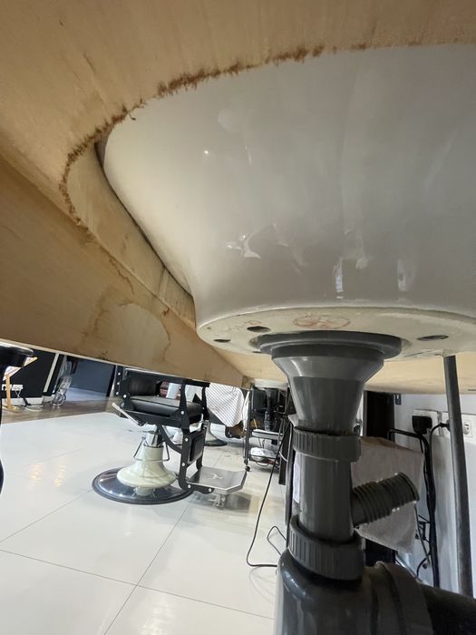 Konsola 3 stanowiskowa z myjkami nadblatowymi