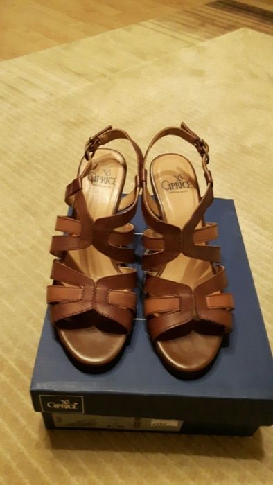 Sandaly Caprice nowe