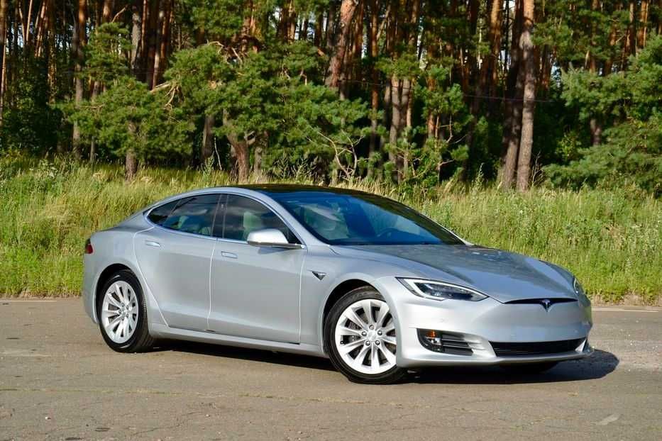 Tesla Model S 100D 2019