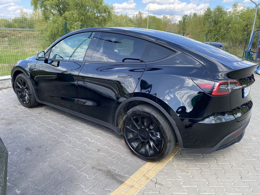 Tesla Model Y Long Range 2021 Black