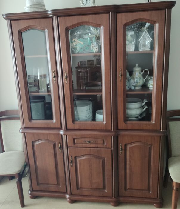 Witryna Black Red White