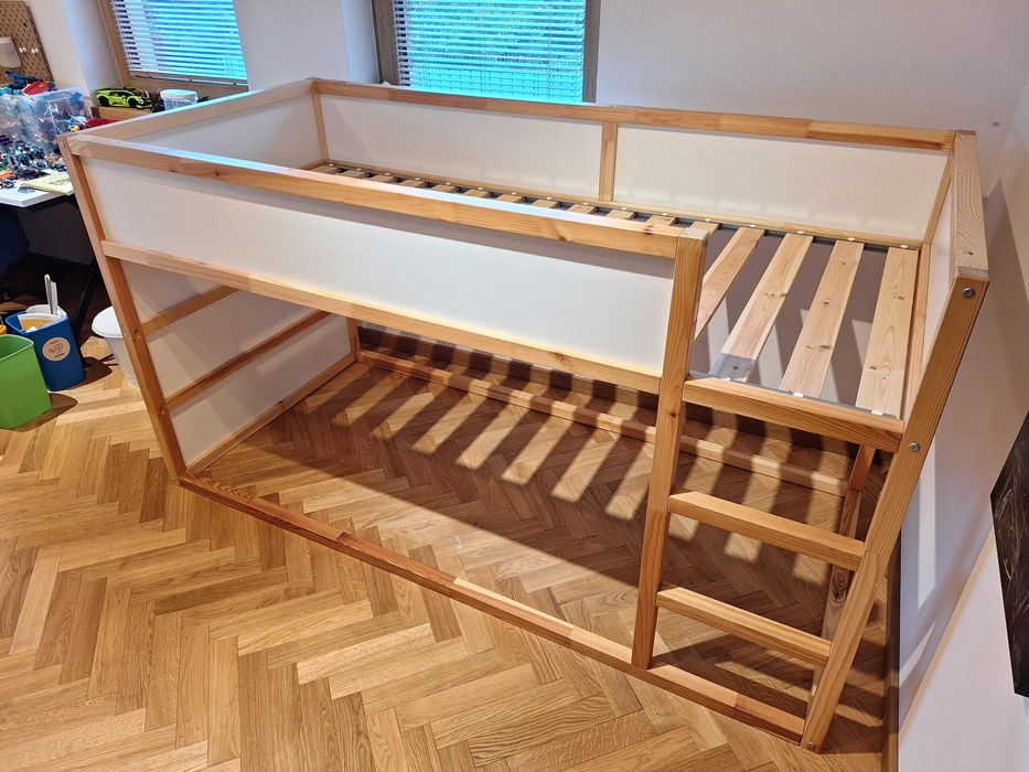 Sprzedam dwustronne łóżko, biały/sosna, 90x200 cm, IKEA - KURA