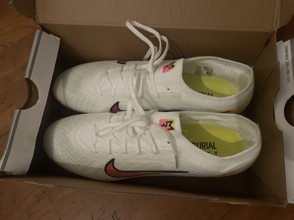 chuteiras nike novas