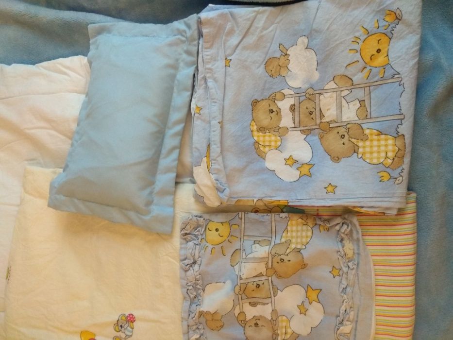 2 komplety pościeli 75x65 z poduszkami i powłoczkami