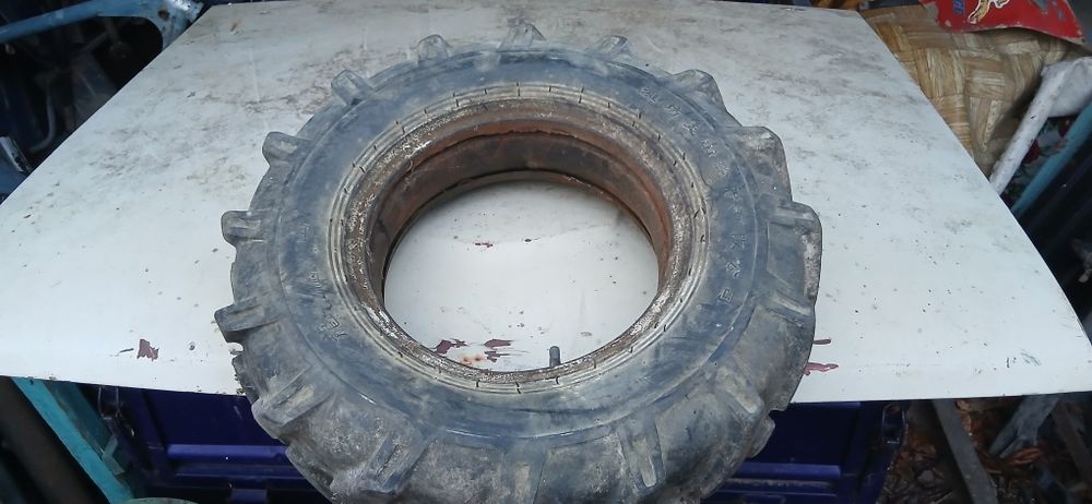 Продам колесо 6×12  скат камера до мотоблока