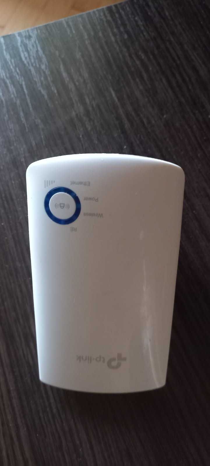 Комутатор (свіч, switch) TP-LINK TL-SF1005D/wi fi ризетки