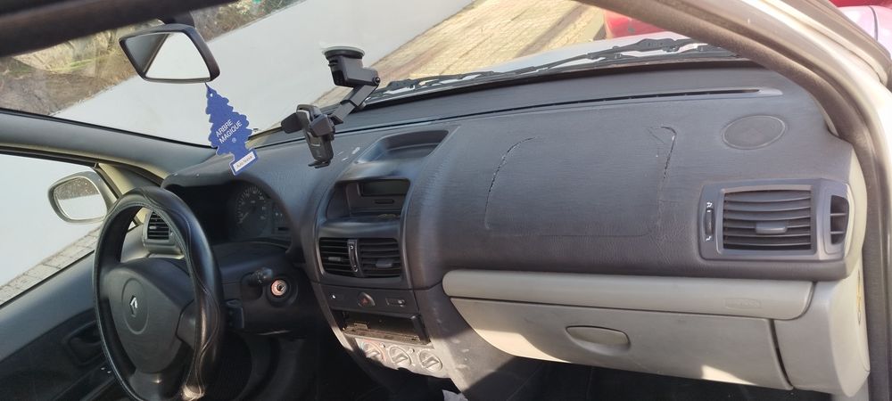 Renault Clio 1.5 Gasóleo 2003