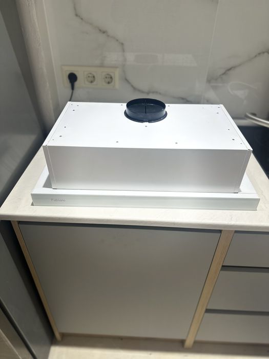 Витяжка кухонна Fabiano