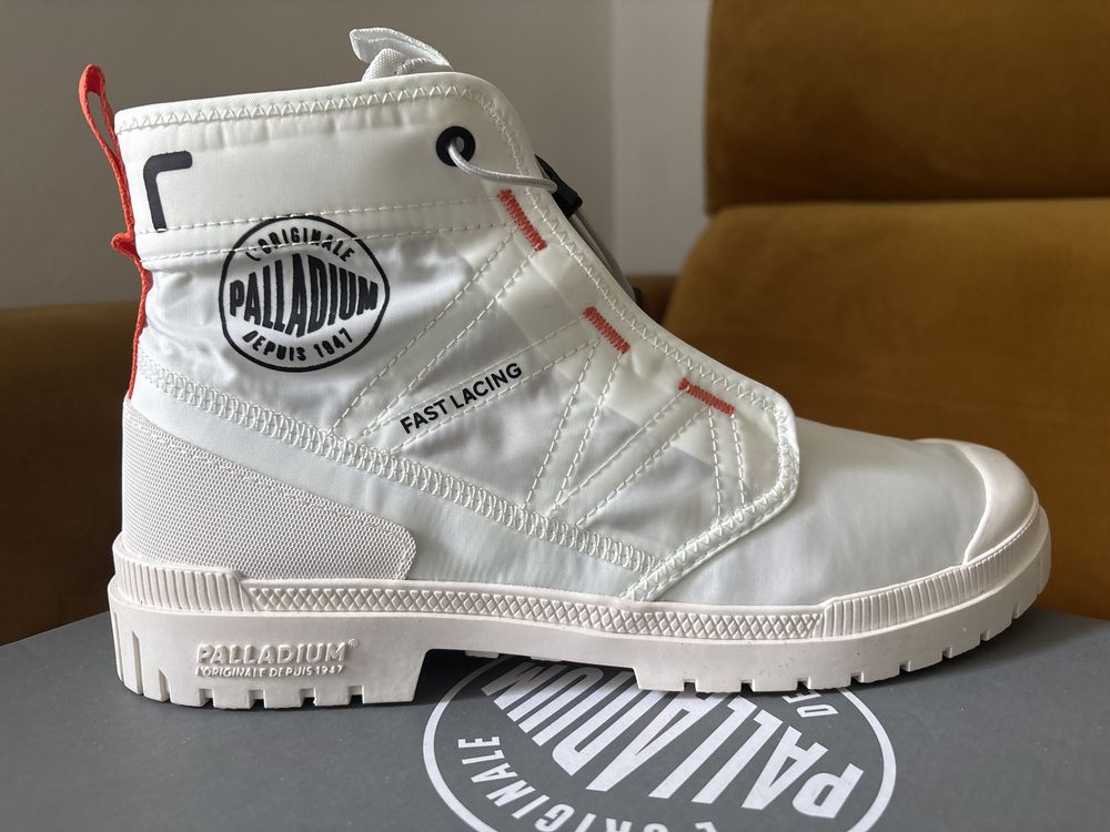 Nowe piekne buty Palladium pampa travel  rozmiar 42 idealne na lato