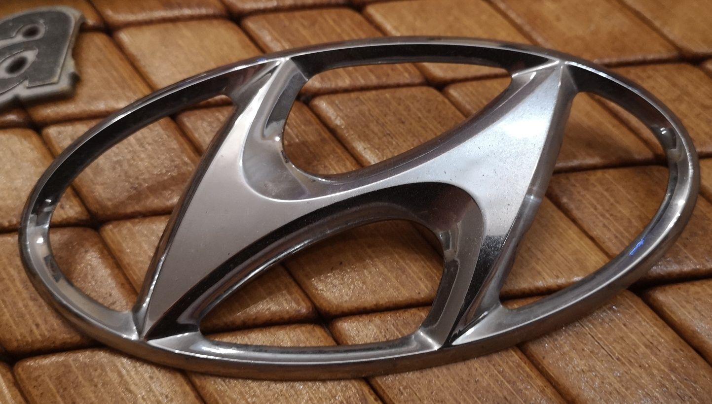Emblemat różne modele