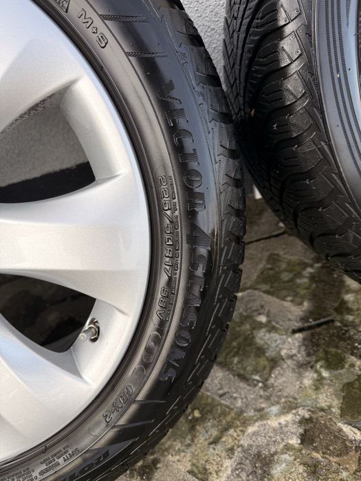 Koła GOOD YEAR gen.2 Vector 4 Seasons 225/50 R17