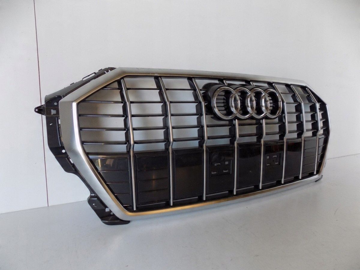 Audi Q3 A83 s-line grill / atrapa 10512