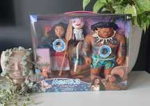 Interaktywna lalka Vaiana Skarb Oceanu Disney śpiewa Maui Świnka Pua