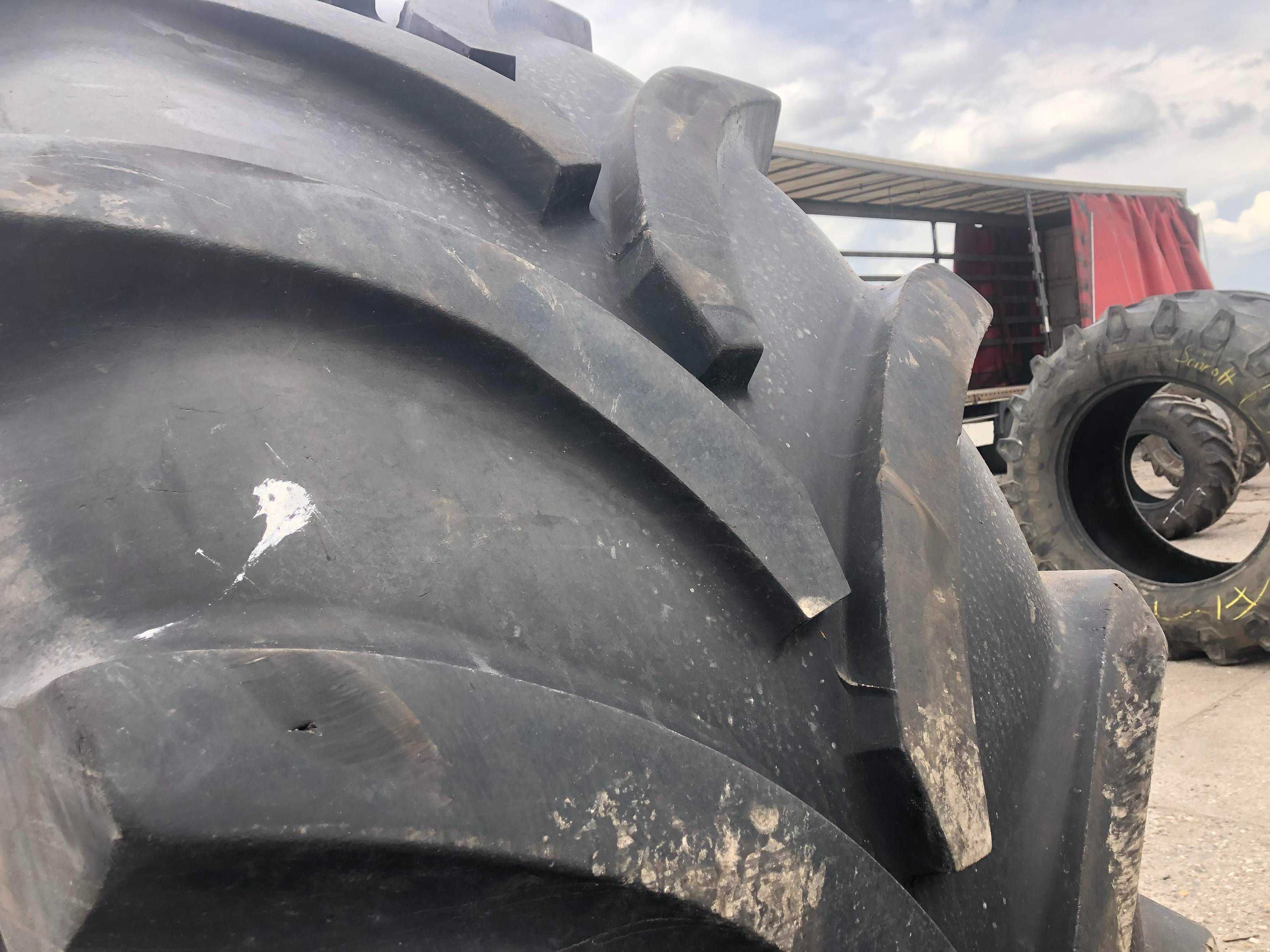 Opona Używana 710/70r38 Vredestein Traxion+ Radial 70/80% Bieżnika