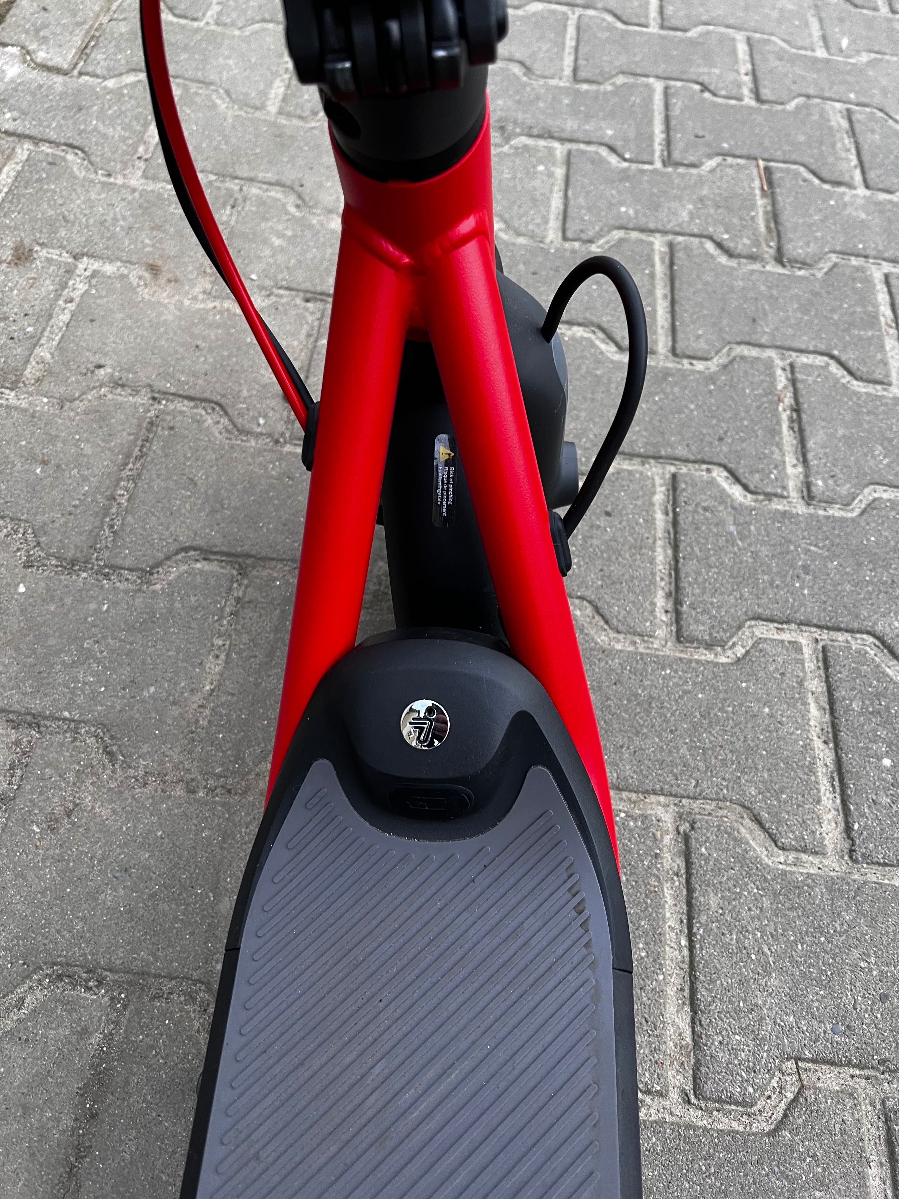 Hulajnoga elektryczna SEGWAY Ninebot D38E Czerwony stan idealny 25km/h