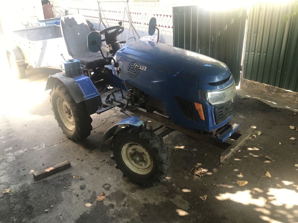 Продам      Трактор DW180