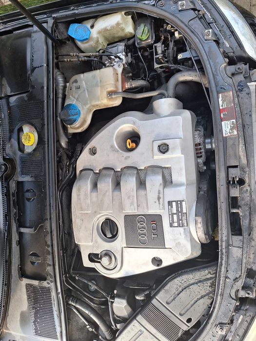 Audi A4 B6 S-line rok 2003