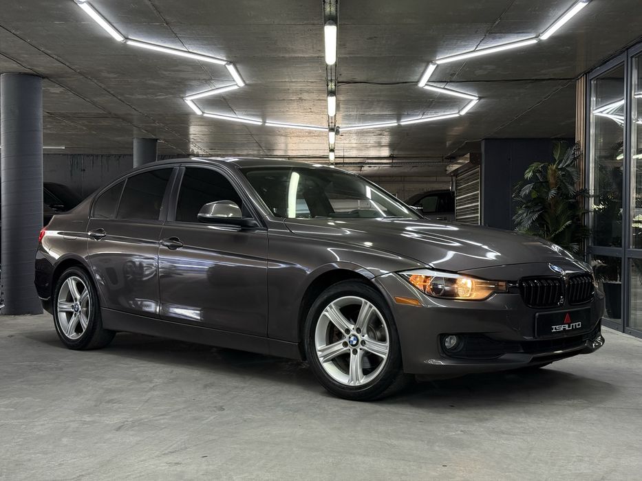 BMW 320i