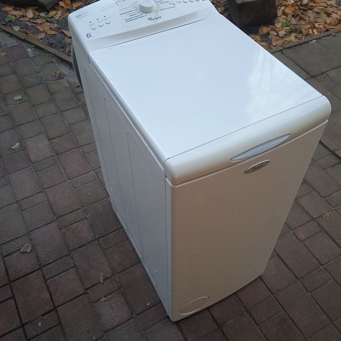 Стиральная машинка Whirlpool 5кг AWE7515