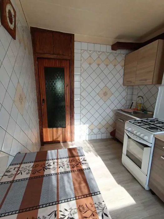 Сдам 2 комнатную квартиру