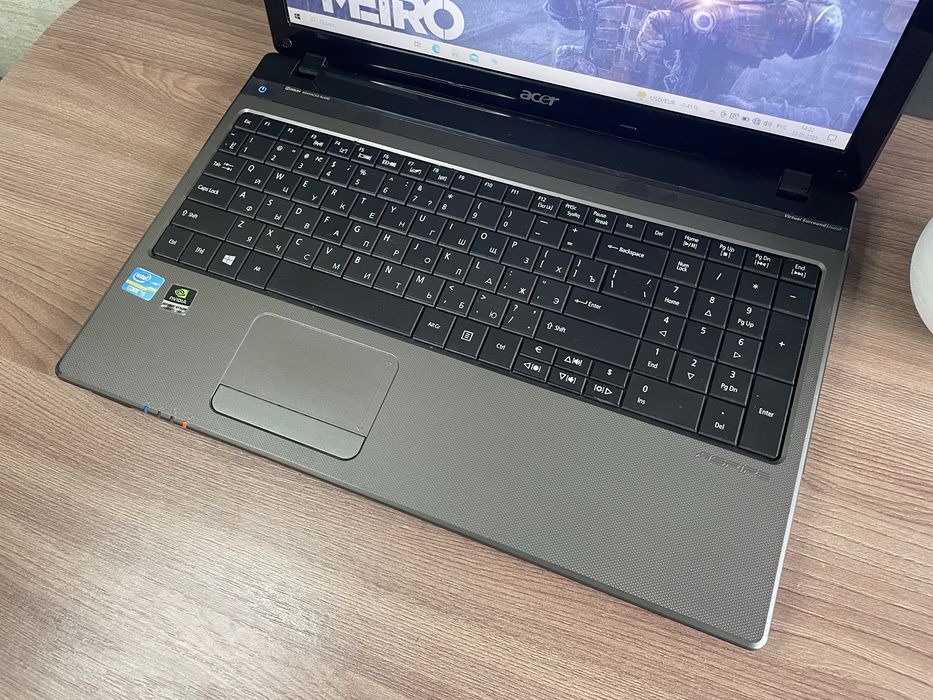 Игровой ноутбук Acer/i5-2450/ 8 RAM/480 SSD/GeForce GT 630 на 2 GB